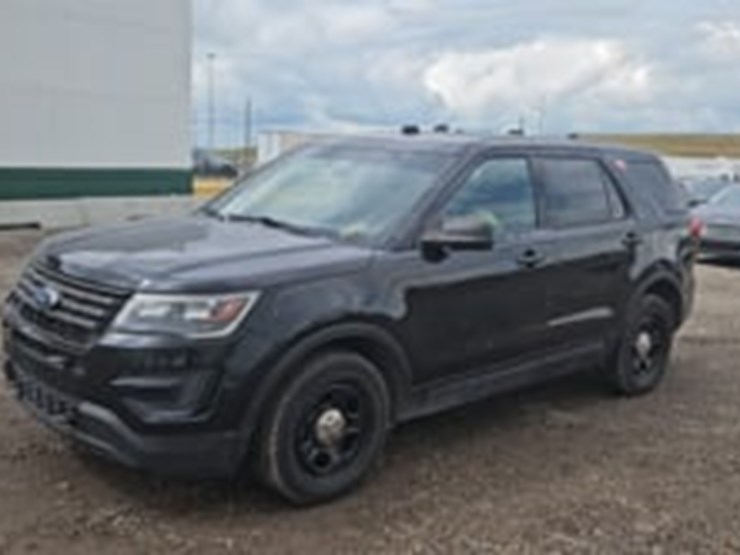 2019-ford-explorer-image-5