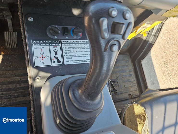 bobcat-toolcat-5600-image-13