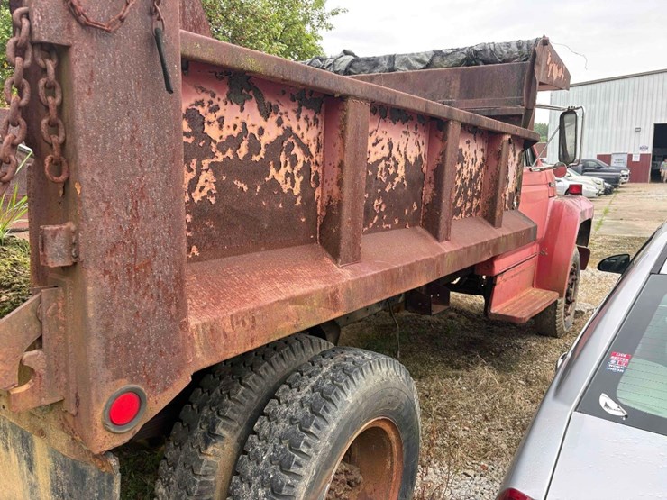 1987-ford-f700-image-4