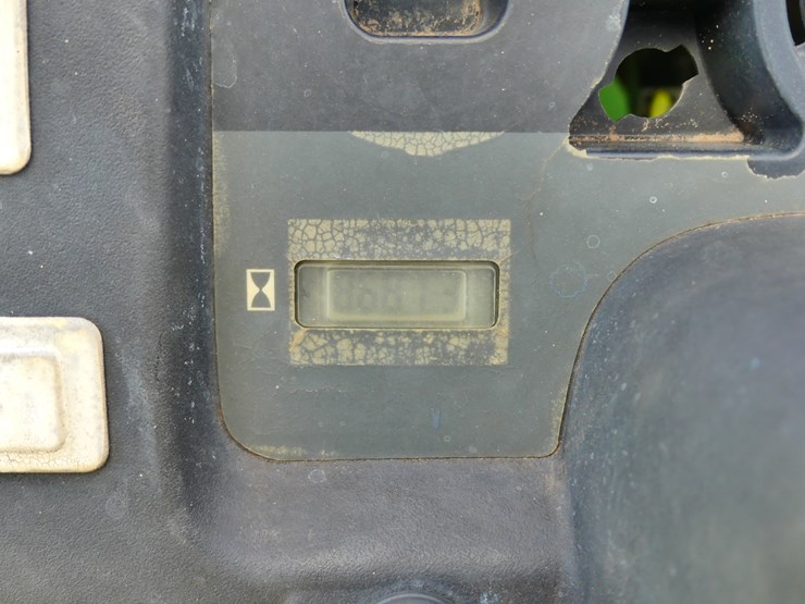 2015-john-deere-4x2tx-image-12