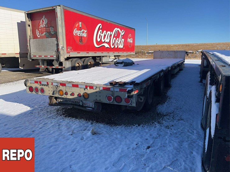 2011-triple-e-tri/a-step-deck-trailer-image-3