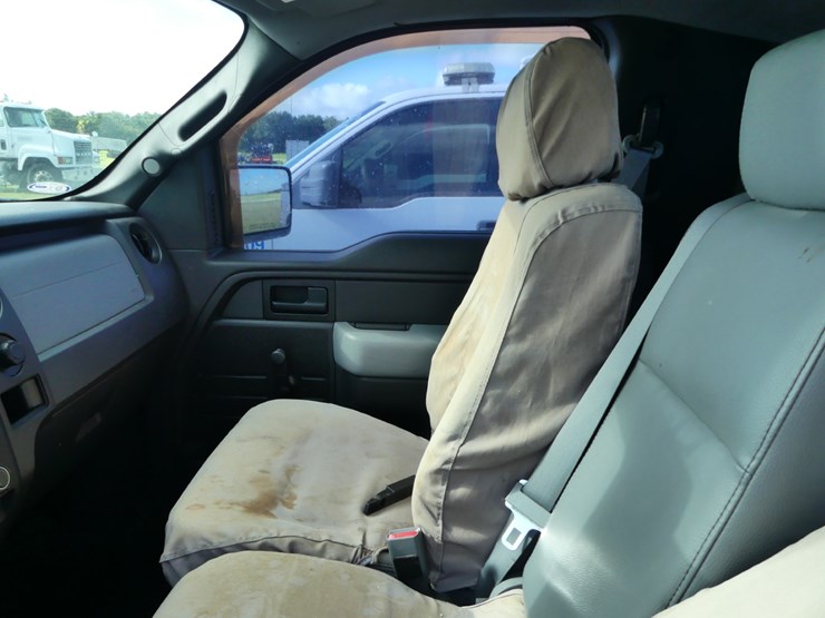 2013-ford-f150-xl-image-10