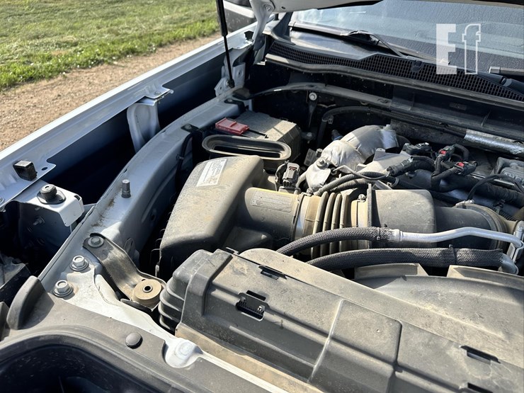 2021-chevrolet-silverado-2500hd-lt-image-41