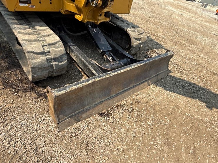 2023-caterpillar-306-cr-image-11