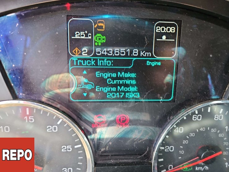 2020-kenworth-w990-image-8