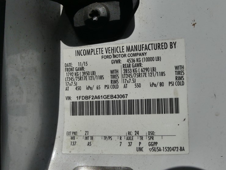 2016-ford-f250-xl-image-13