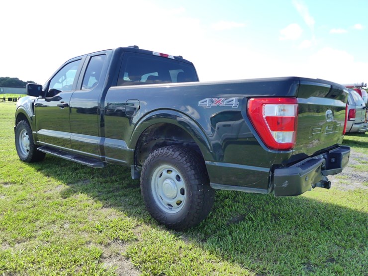 2021-ford-f150-xl-image-4