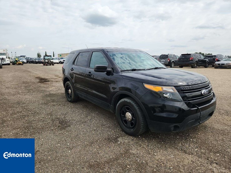 2015-ford-explorer-image-2