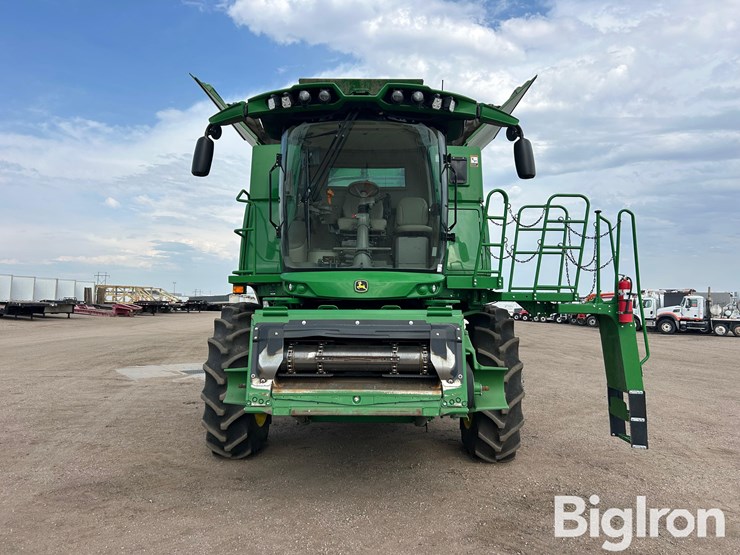 2023-john-deere-s780-image-2
