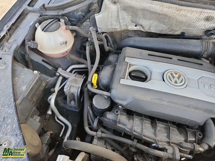 2016-volkswagen-tiguan-image-31
