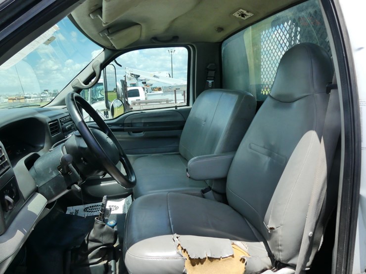 2006-ford-f650-image-13