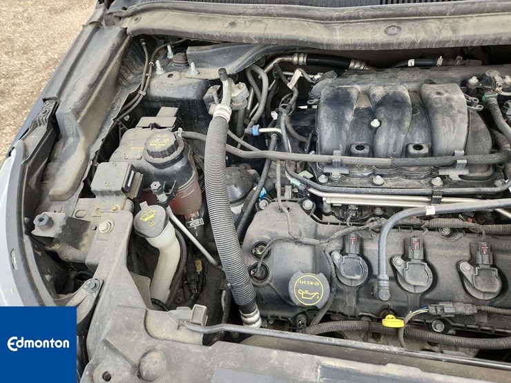 2016-ford-explorer-image-29