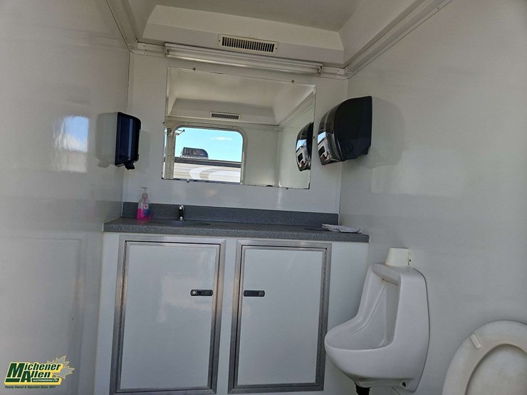 2010-cargo-wells-image-16
