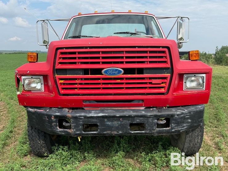 1993-ford-f700-image-2