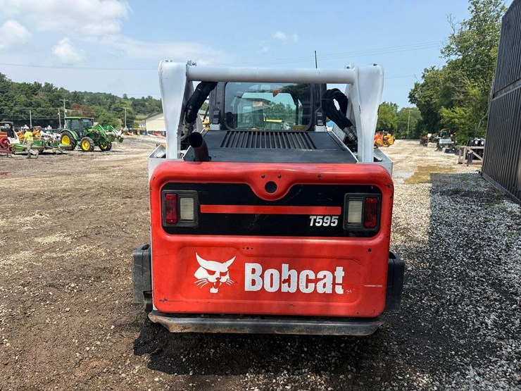2018-bobcat-t595-image-3