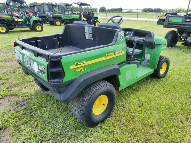 john-deere-gator-image-3