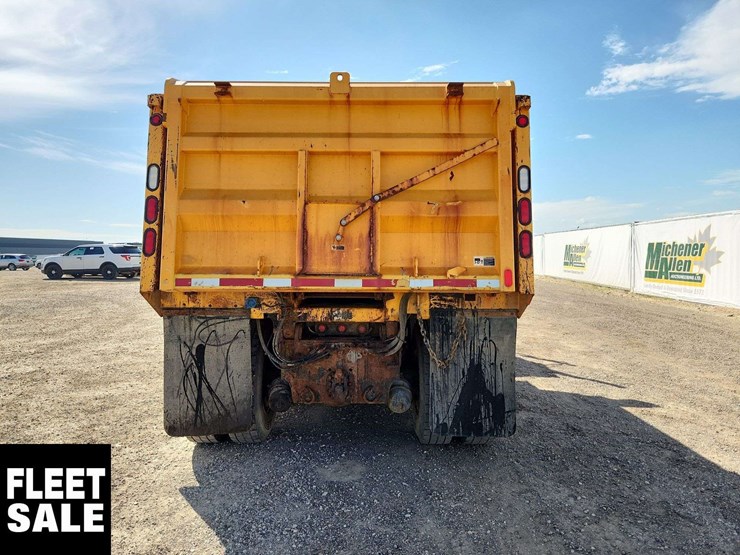 international-workstar-7500-image-22