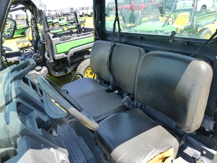 john-deere-gator-image-9
