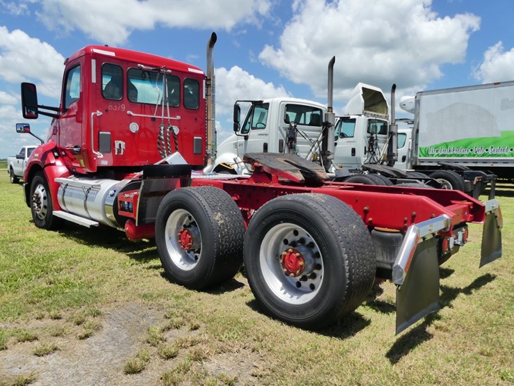 2018-kenworth-t680-image-4