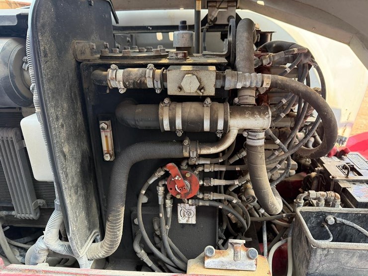 2018-takeuchi-tb260-image-14
