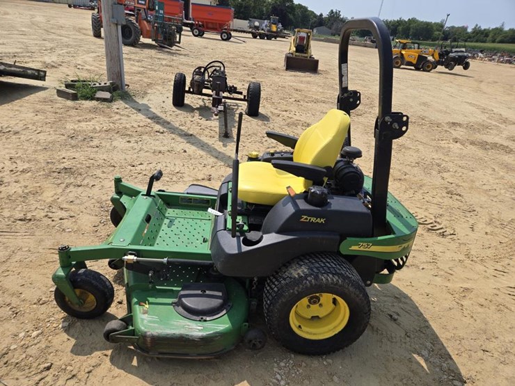 john-deere-60-image-7