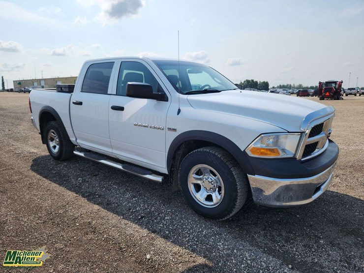 2012-dodge-1500-image-2
