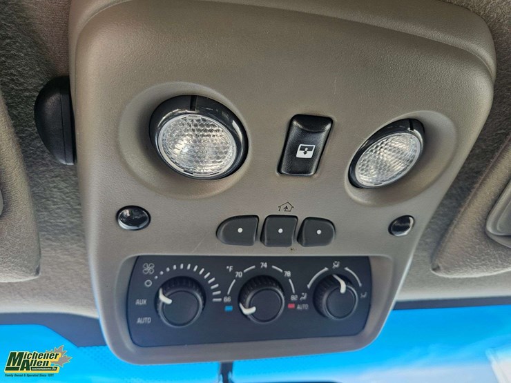 cadillac-escalade-image-16