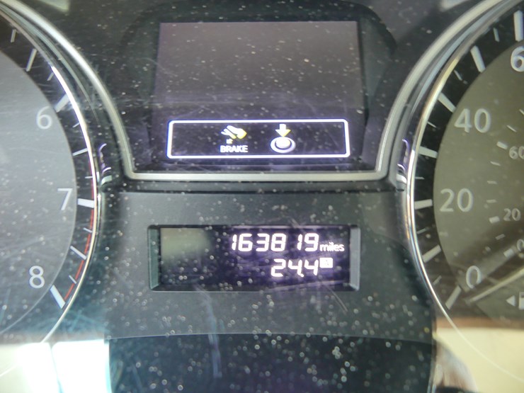 2014-nissan-pathfinder-image-21