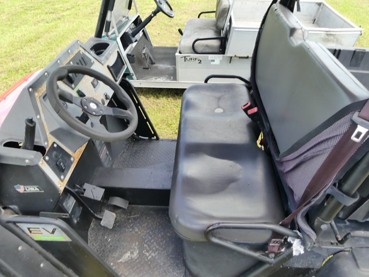 2021-landmaster-ev-4x2-image-9