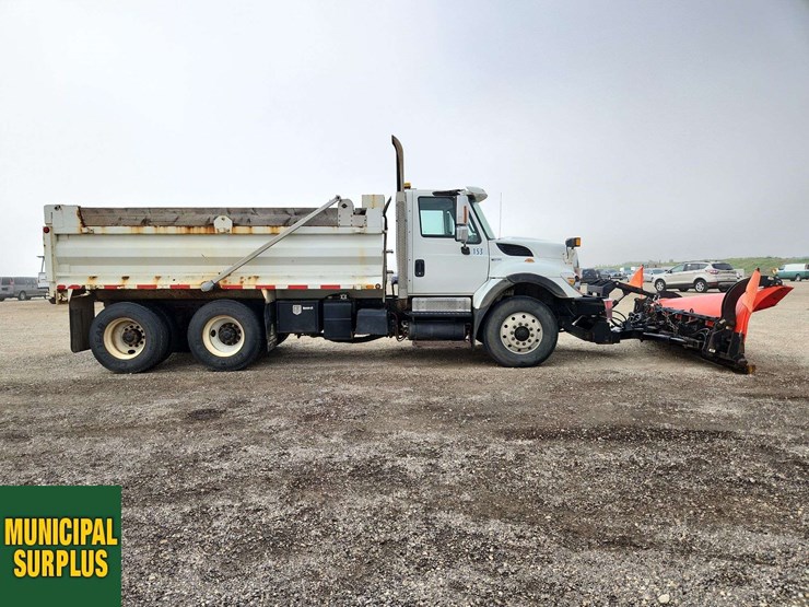 2015-international-workstar-7400-image-27