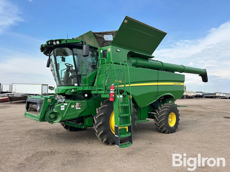 2023-john-deere-s780-image-1
