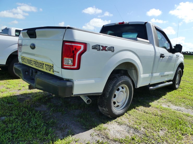2016-ford-f150-xl-image-3