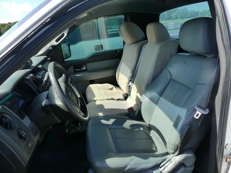 2014-ford-f150-xl-image-11