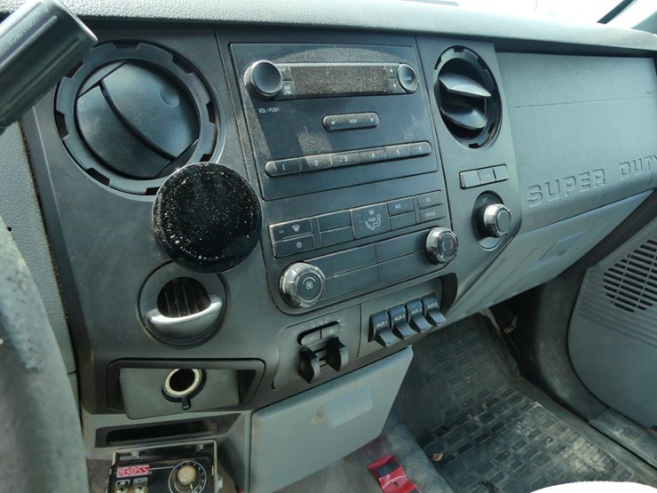 2015-ford-f450-xl-image-14