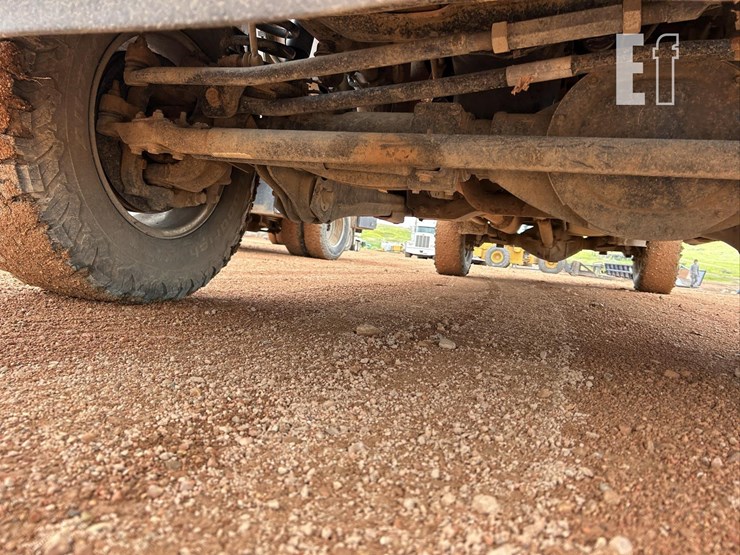 2018-ram-2500-tradesman-image-27