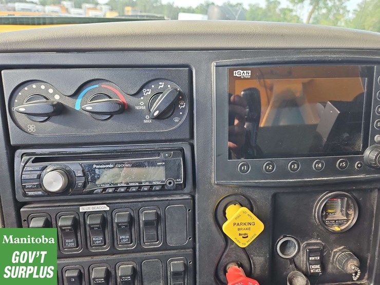 2008-international-workstar-7600-image-20