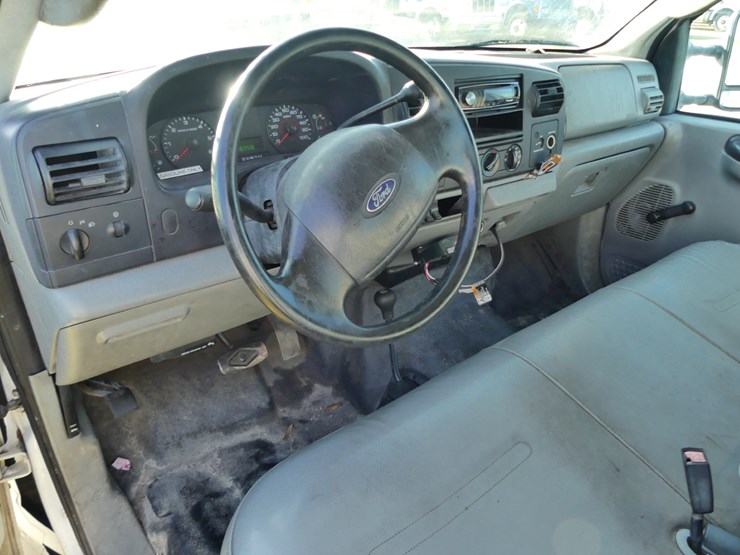 2006-ford-f250-xl-image-13
