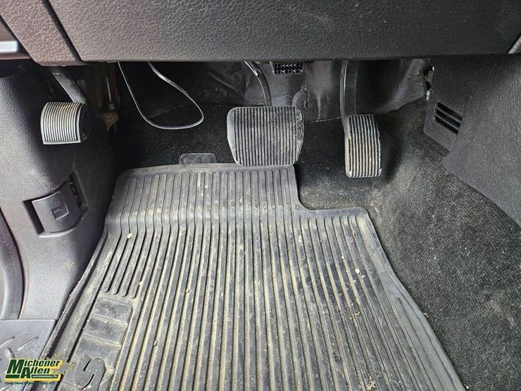 2012-ford-f150-image-25
