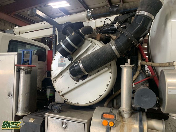 2011-international-workstar-7500-image-5