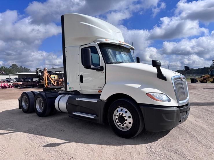 2019-international-lt-image-2