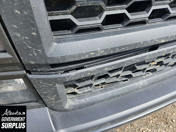 2015-chevrolet-silverado-1500-image-28