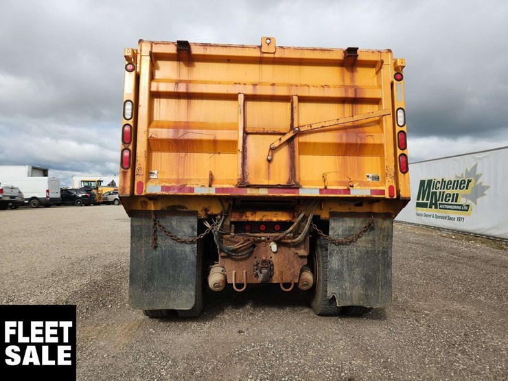 international-workstar-7500-image-7