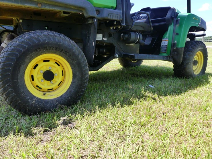 john-deere-gator-image-6