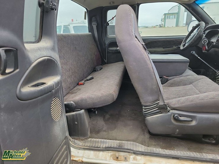2001-dodge-ram-1500-image-34