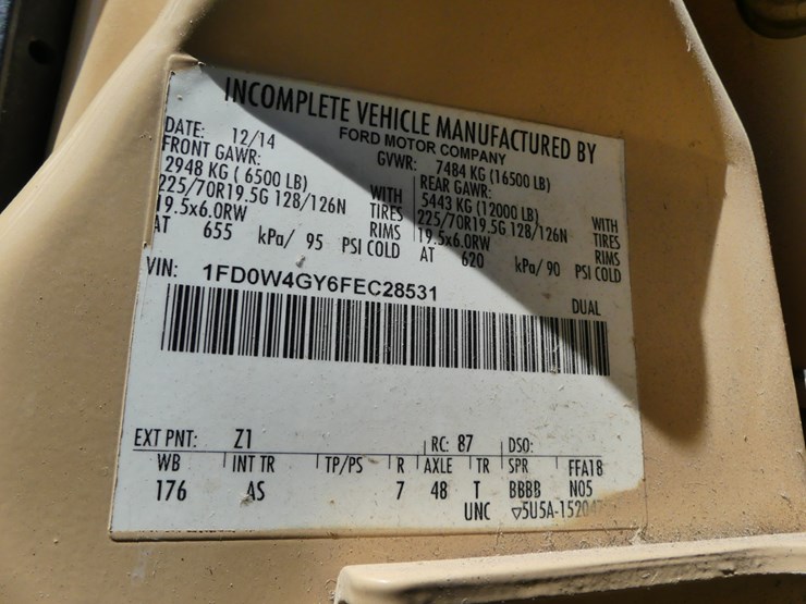 2015-ford-f450-xl-image-17