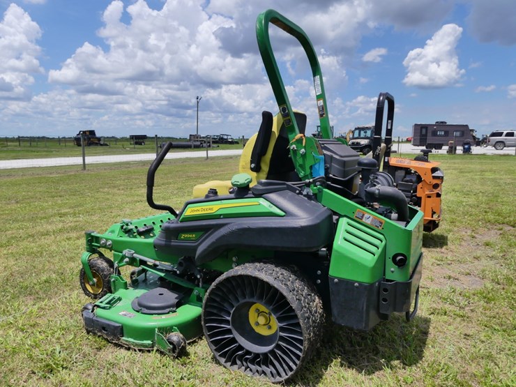 2023-john-deere-z994r-image-4