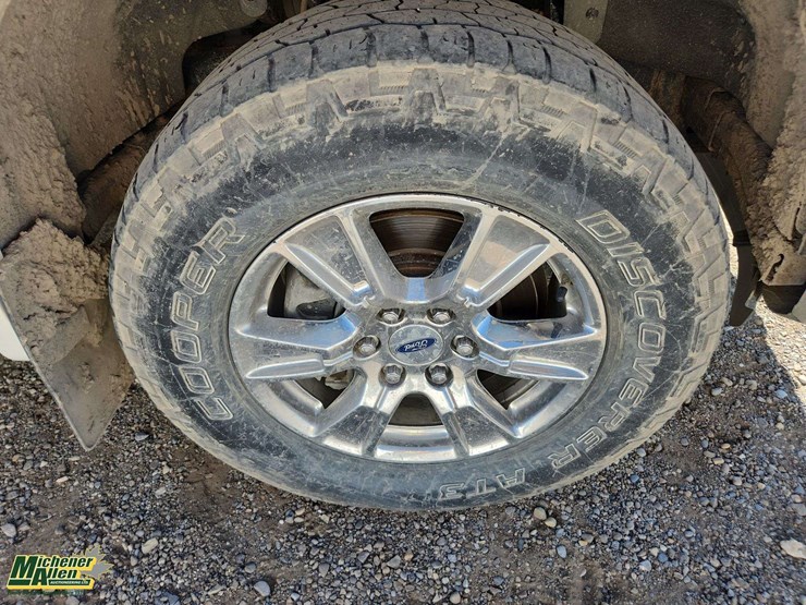 2015-ford-f150-image-13