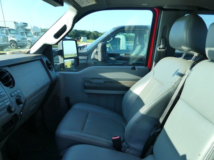 2016-ford-f250-xl-image-10