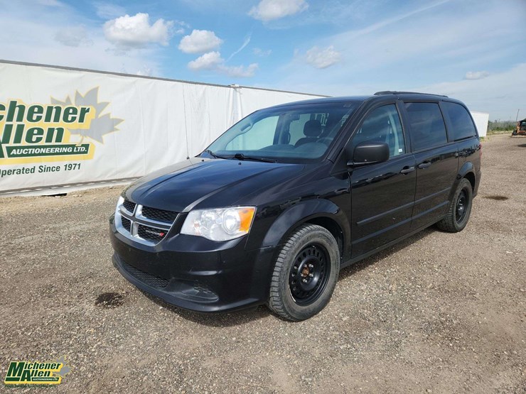 2016-dodge-grand-caravan-se-image-1