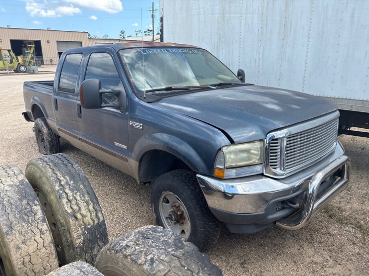 2004-ford-f250-image-1